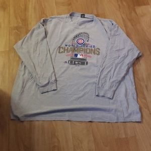 Chicago Cubs long sleeve tee